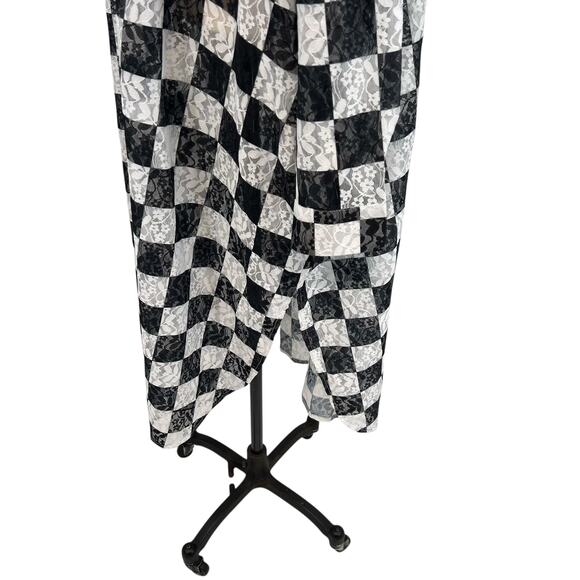 Dressed in Lala New Romantics Oversized Lace Dress Black White Size Large XL - Picture 7 of 13